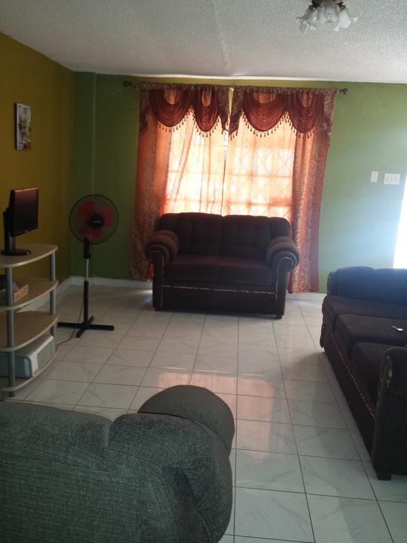 Impeccable Guest Rooms 2 Kingston Rum bild