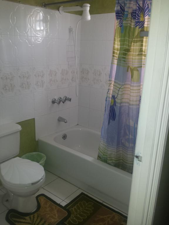 Impeccable Guest Rooms 2 Kingston Rum bild