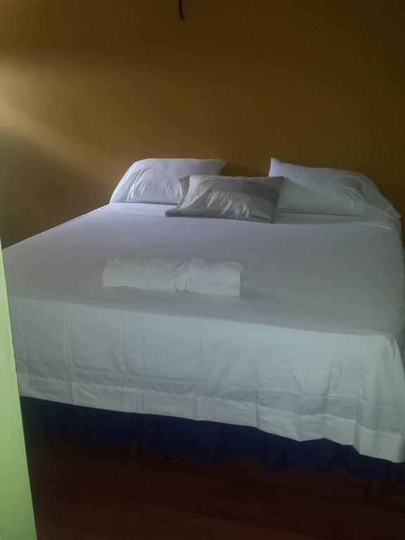 Impeccable Guest Rooms 2 Kingston Rum bild